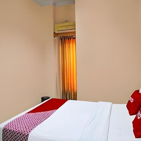 Hotel O Medan City Near Lapangan Benteng Formerly Ralica Residence Exterior foto