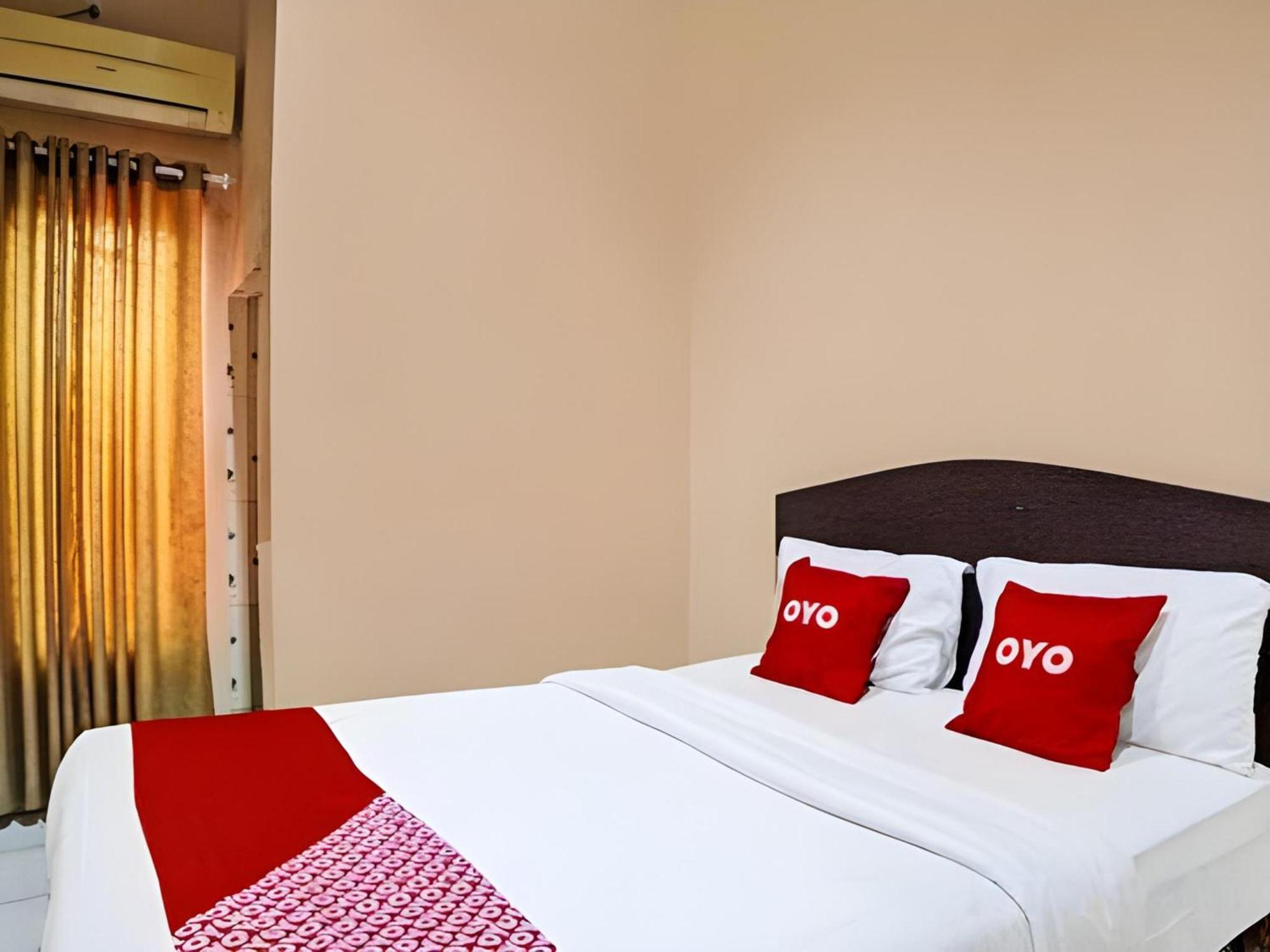 Hotel O Medan City Near Lapangan Benteng Formerly Ralica Residence Exterior foto