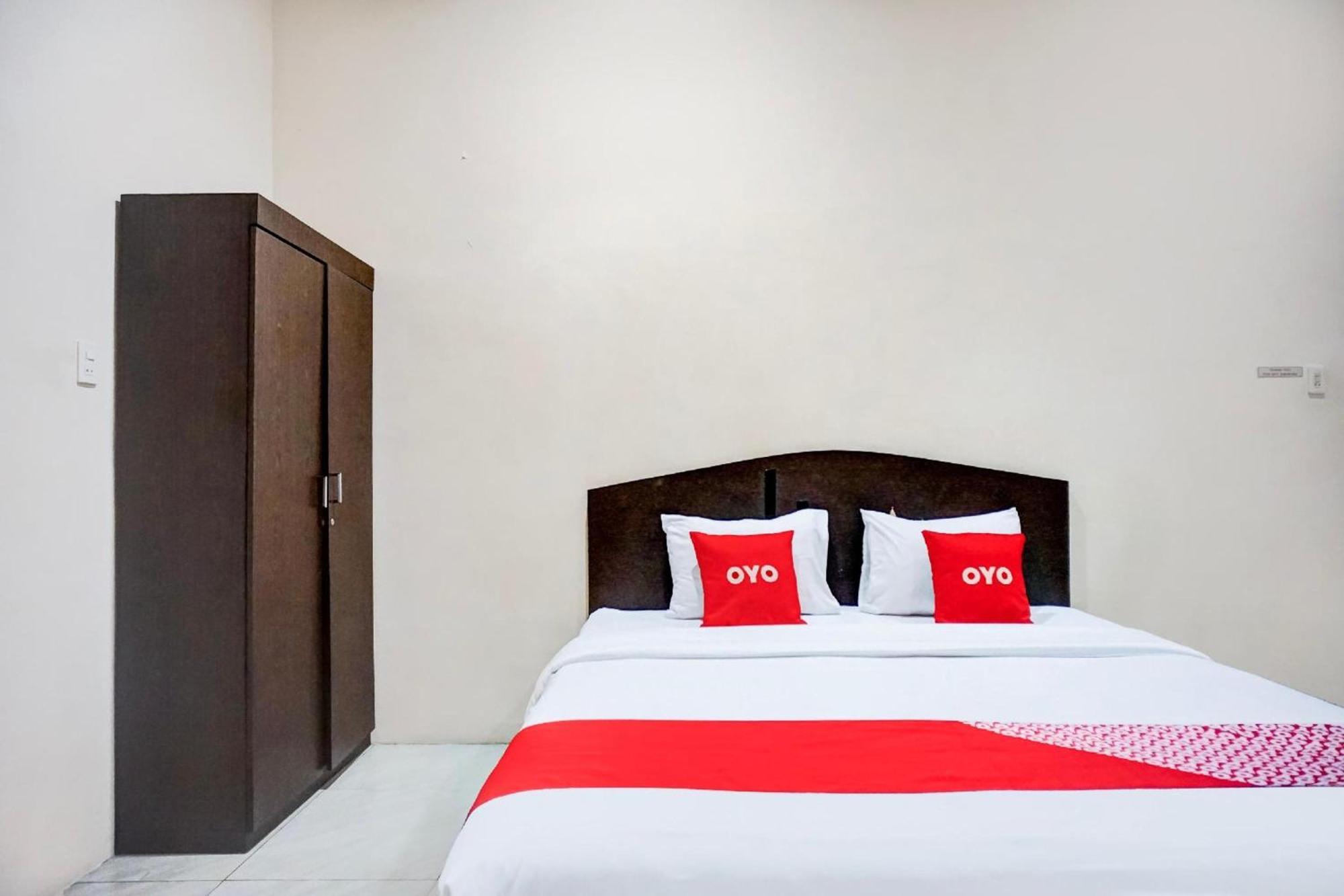 Hotel O Medan City Near Lapangan Benteng Formerly Ralica Residence Exterior foto