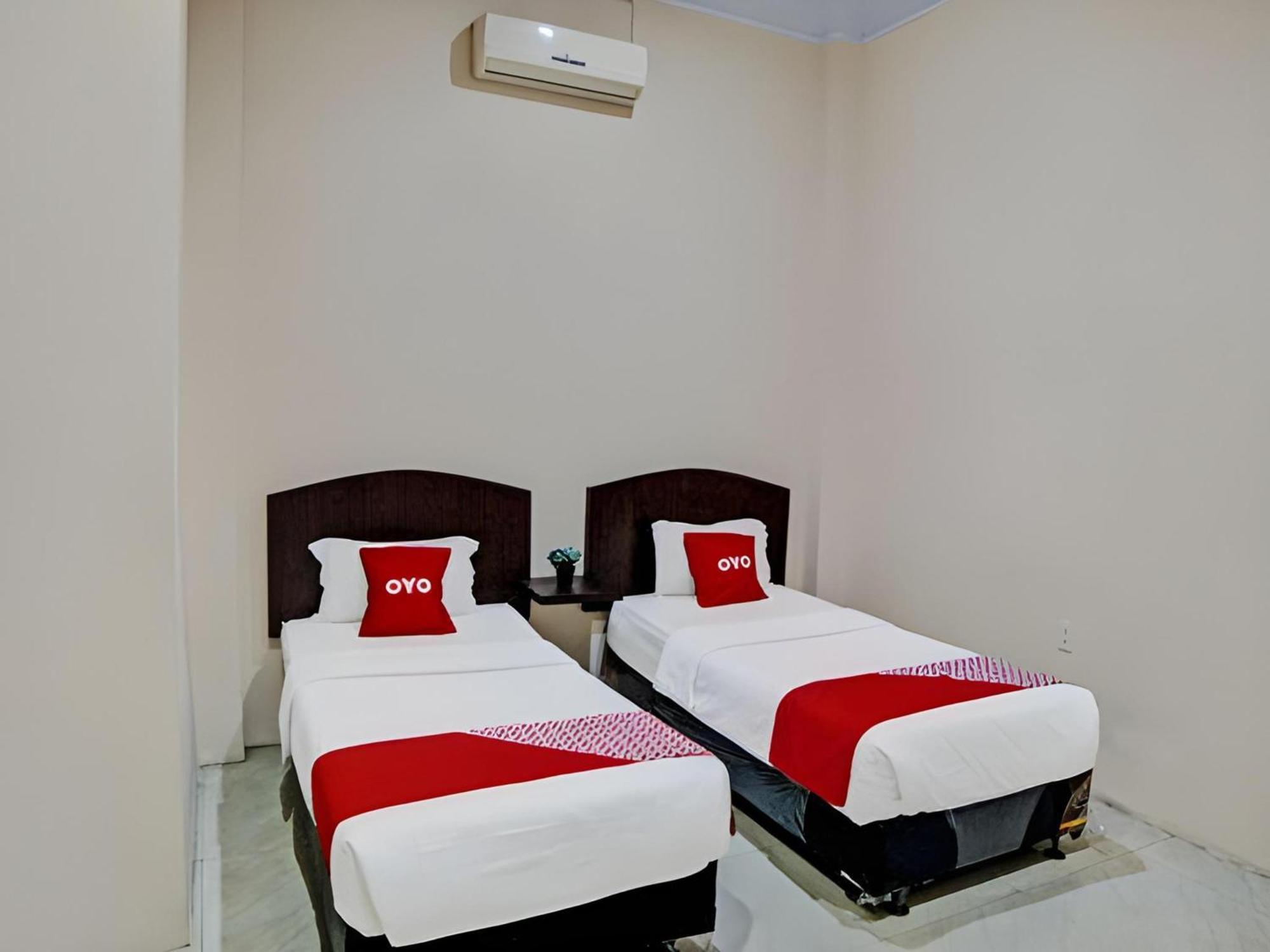 Hotel O Medan City Near Lapangan Benteng Formerly Ralica Residence Exterior foto