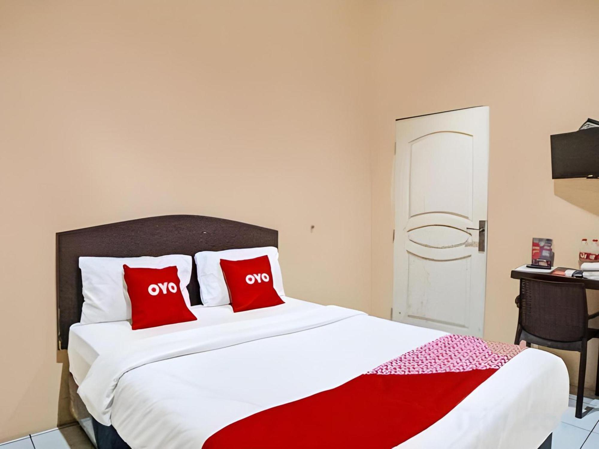 Hotel O Medan City Near Lapangan Benteng Formerly Ralica Residence Exterior foto