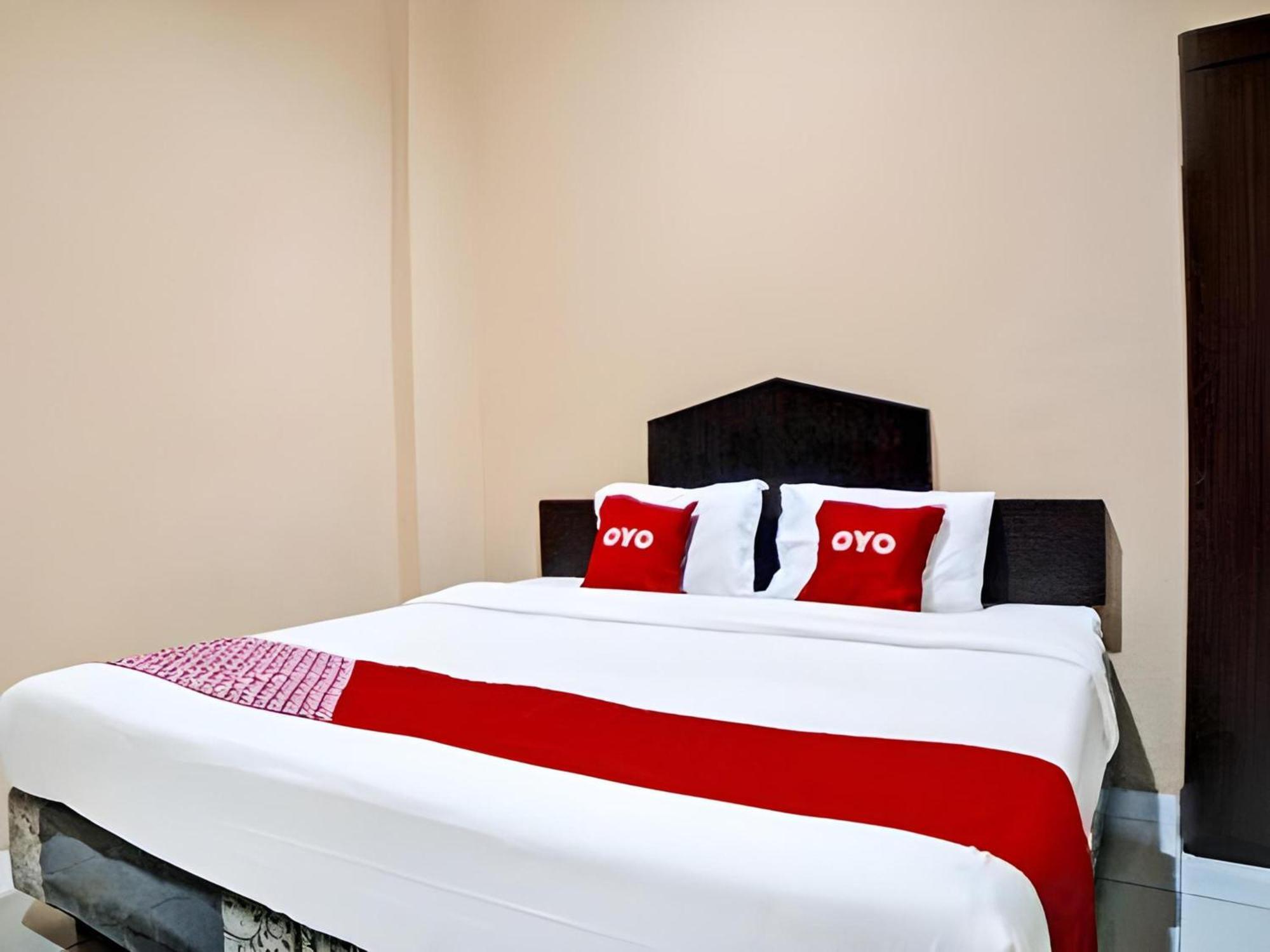 Hotel O Medan City Near Lapangan Benteng Formerly Ralica Residence Exterior foto