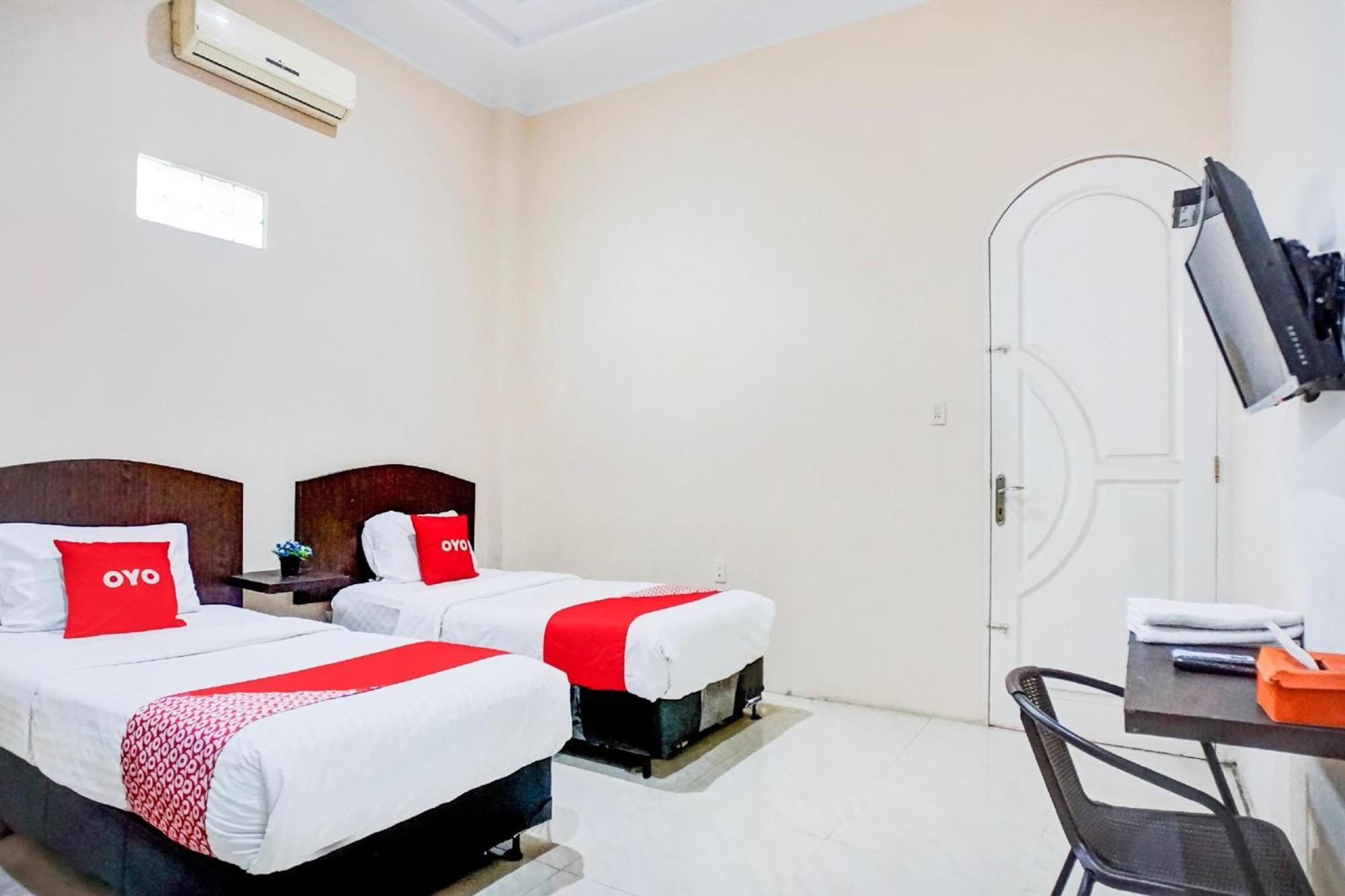 Hotel O Medan City Near Lapangan Benteng Formerly Ralica Residence Exterior foto