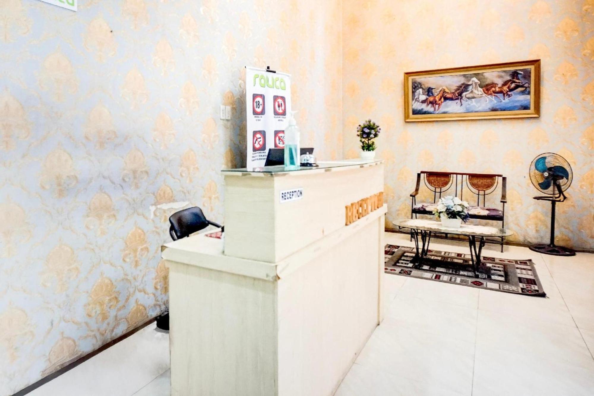 Hotel O Medan City Near Lapangan Benteng Formerly Ralica Residence Exterior foto